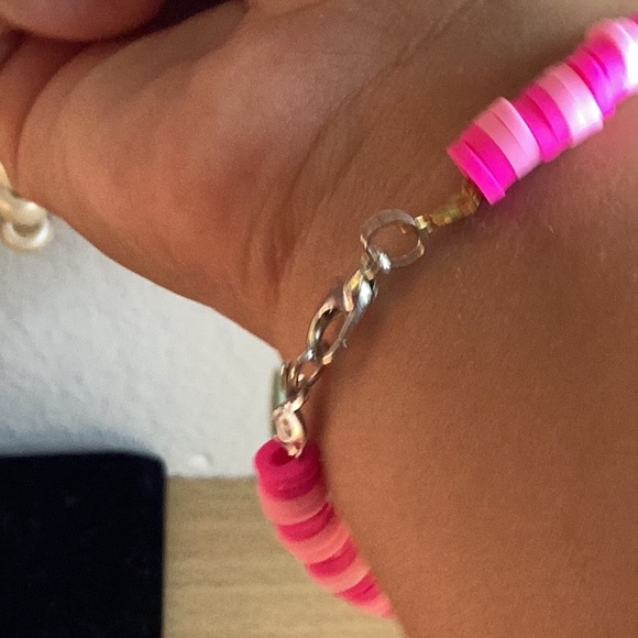 Pink bracelet! - Picture 2 of 3